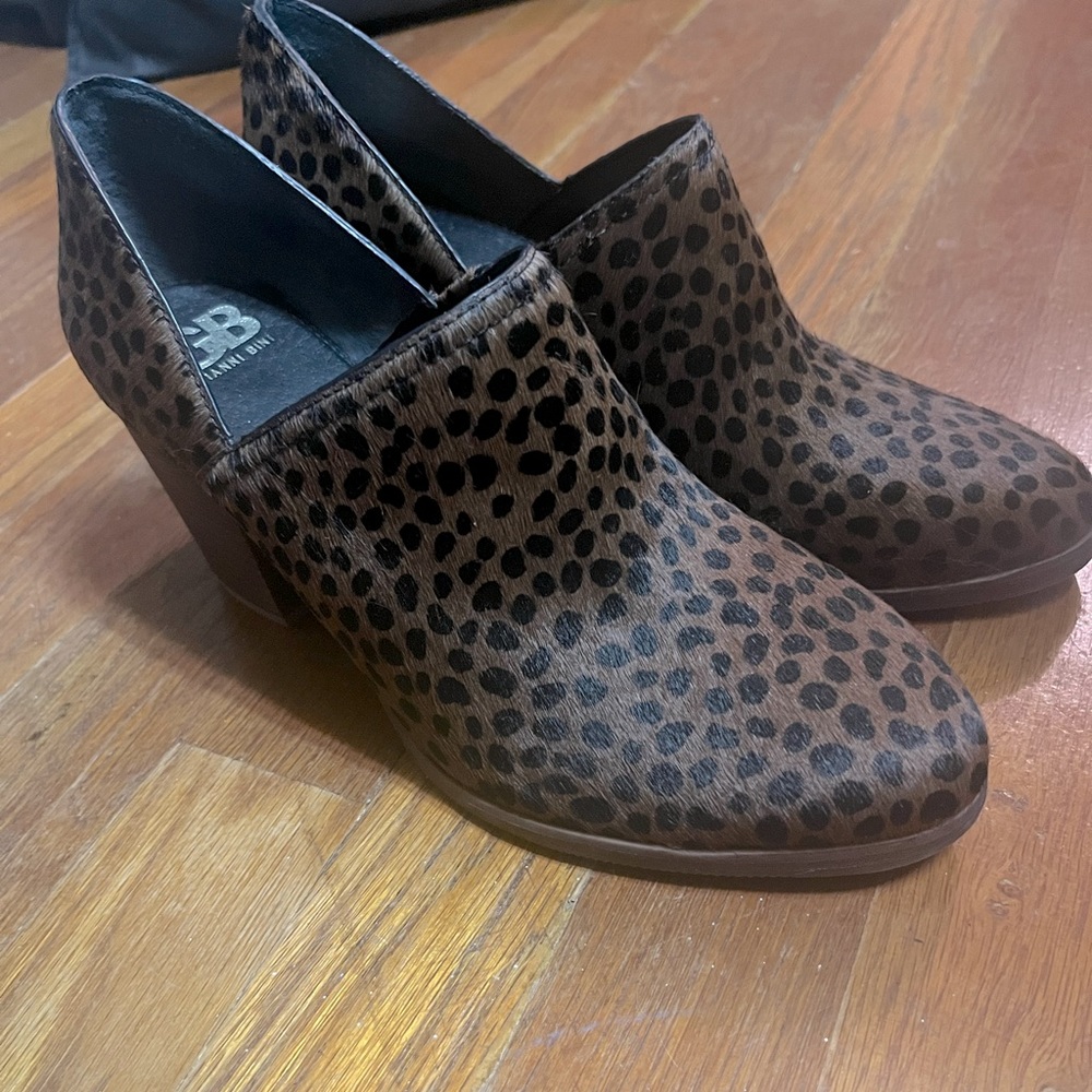 Gianni Bini NWOT Booties